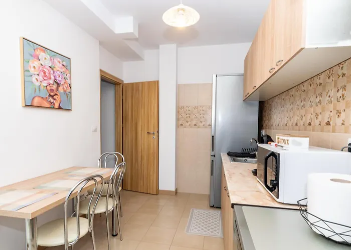 2 Διαμέρισμα *